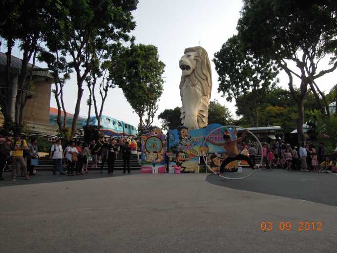 圣淘沙杂耍-02.jpeg 圣淘沙杂耍 02