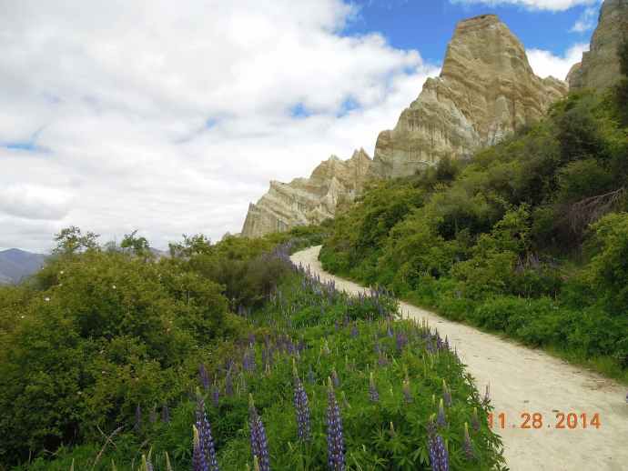 CliffPuzzling-05.jpeg CliffPuzzling 05