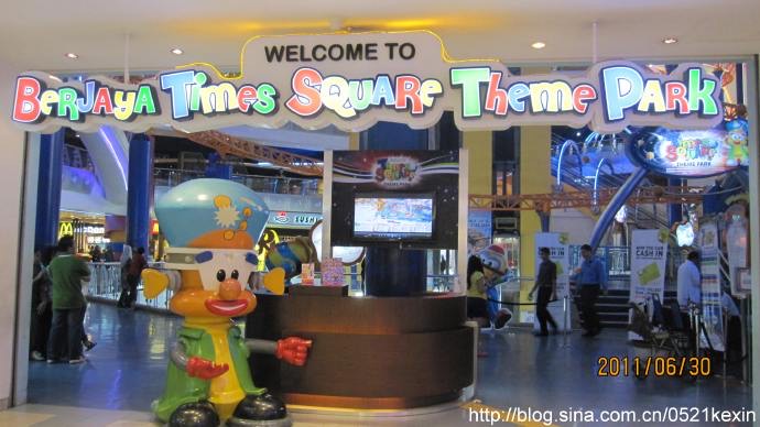 KLTimesSquare-03.jpeg KLTimesSquare 03