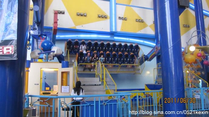 KLTimesSquare-15.jpeg KLTimesSquare 15