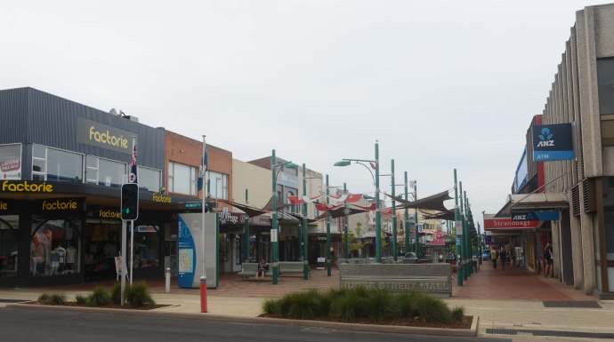 Lancheston44.jpeg Lancheston44