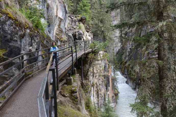 LousieLake-11.jpeg LousieLake 11