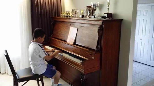 ReUnion-04.jpeg ReUnion 04