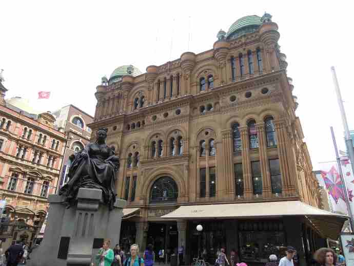 VictoriaMall-18.jpeg VictoriaMall 18