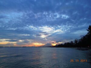 Read more about the article 傍晚的东海岸