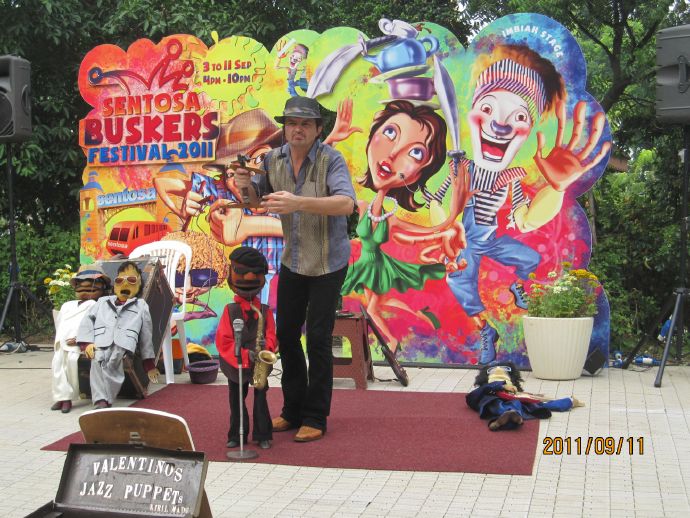You are currently viewing 圣淘沙杂耍节（SENTOSA BUSKERS FESTIVAL）