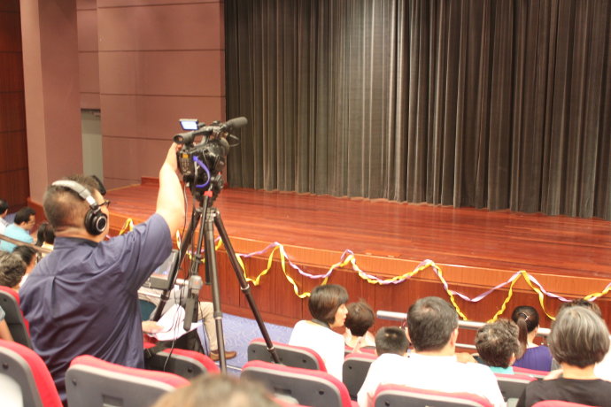 2010年度毕业-01.jpeg 2010年度毕业 01